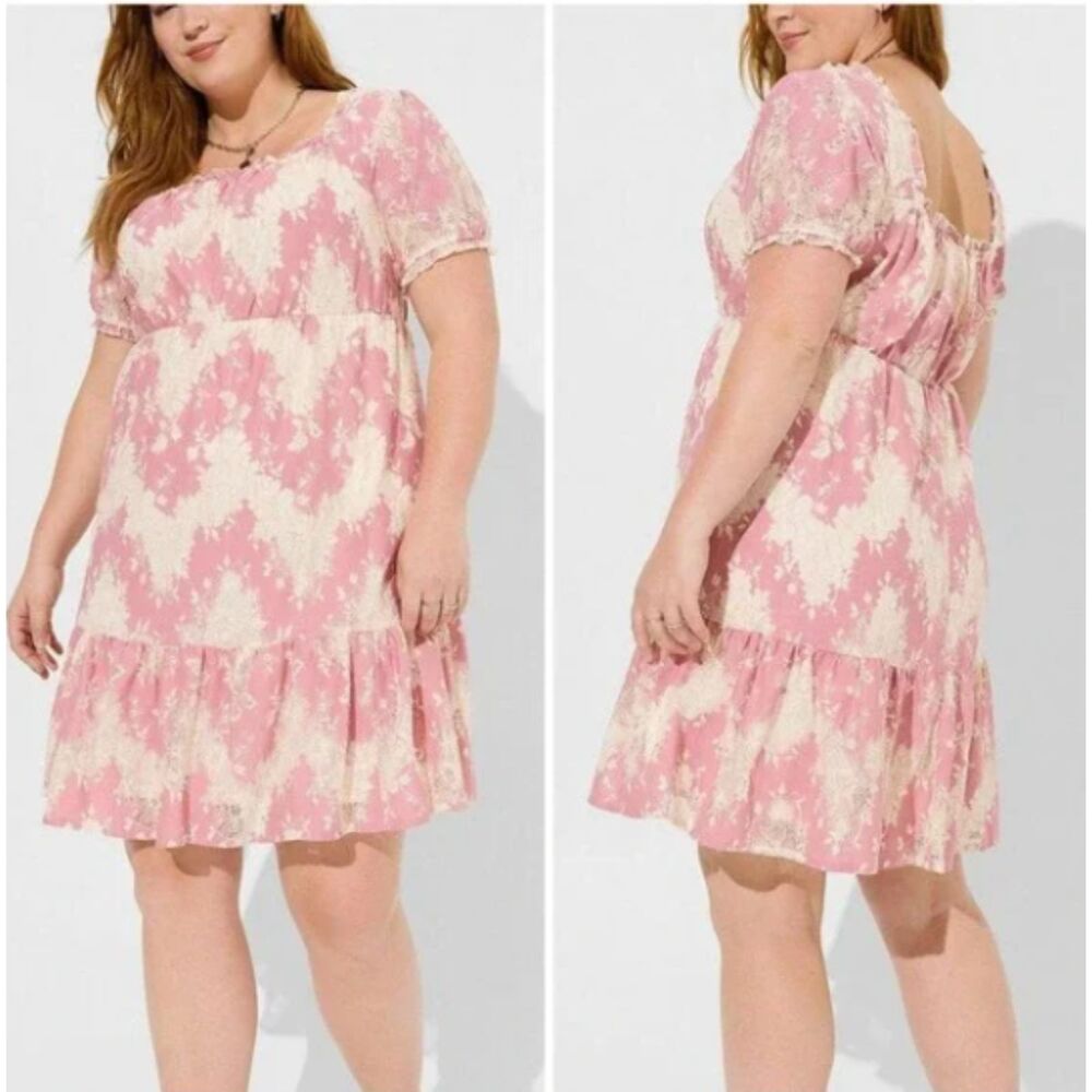 NWT Plus Size 1X Torrid Mini Two Tone Lace Tiered Babydoll Dress Short Sleeve